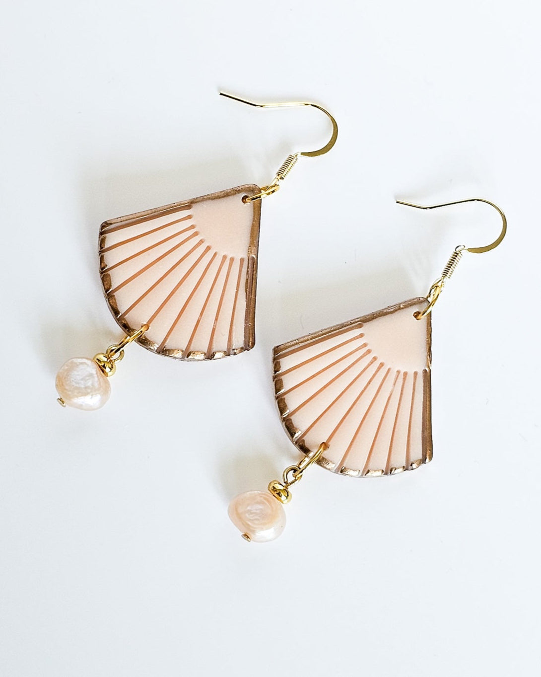 Sophisticated Freshwater Pearl Bridal Earring