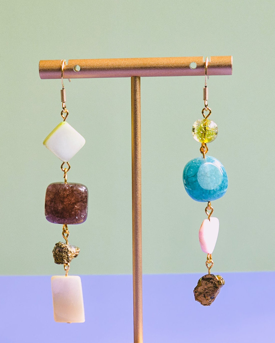 Long Agate and Peridot Gemstone Dangle Earring